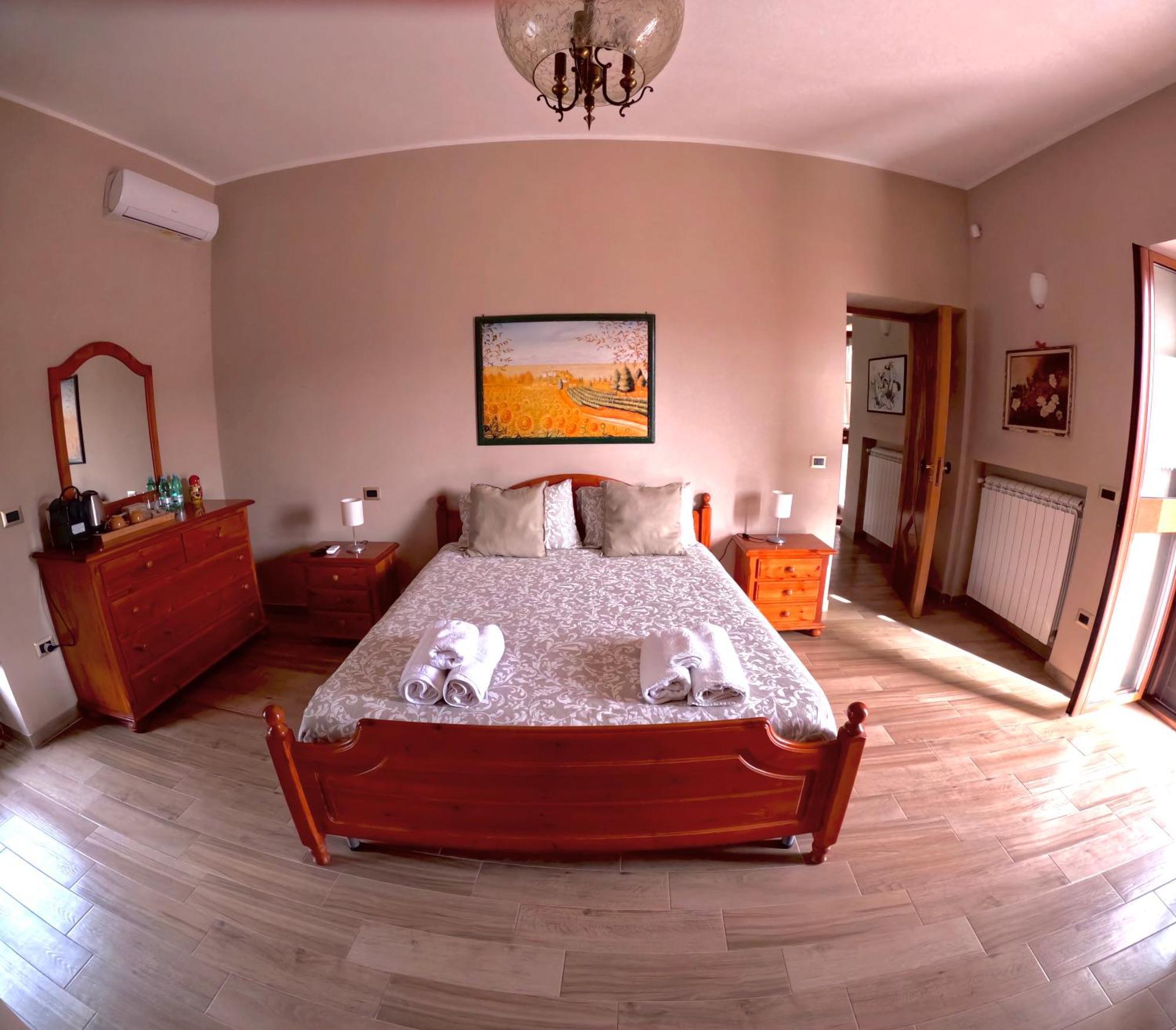 B&B A Casa Di Maybe Казерта Экстерьер фото