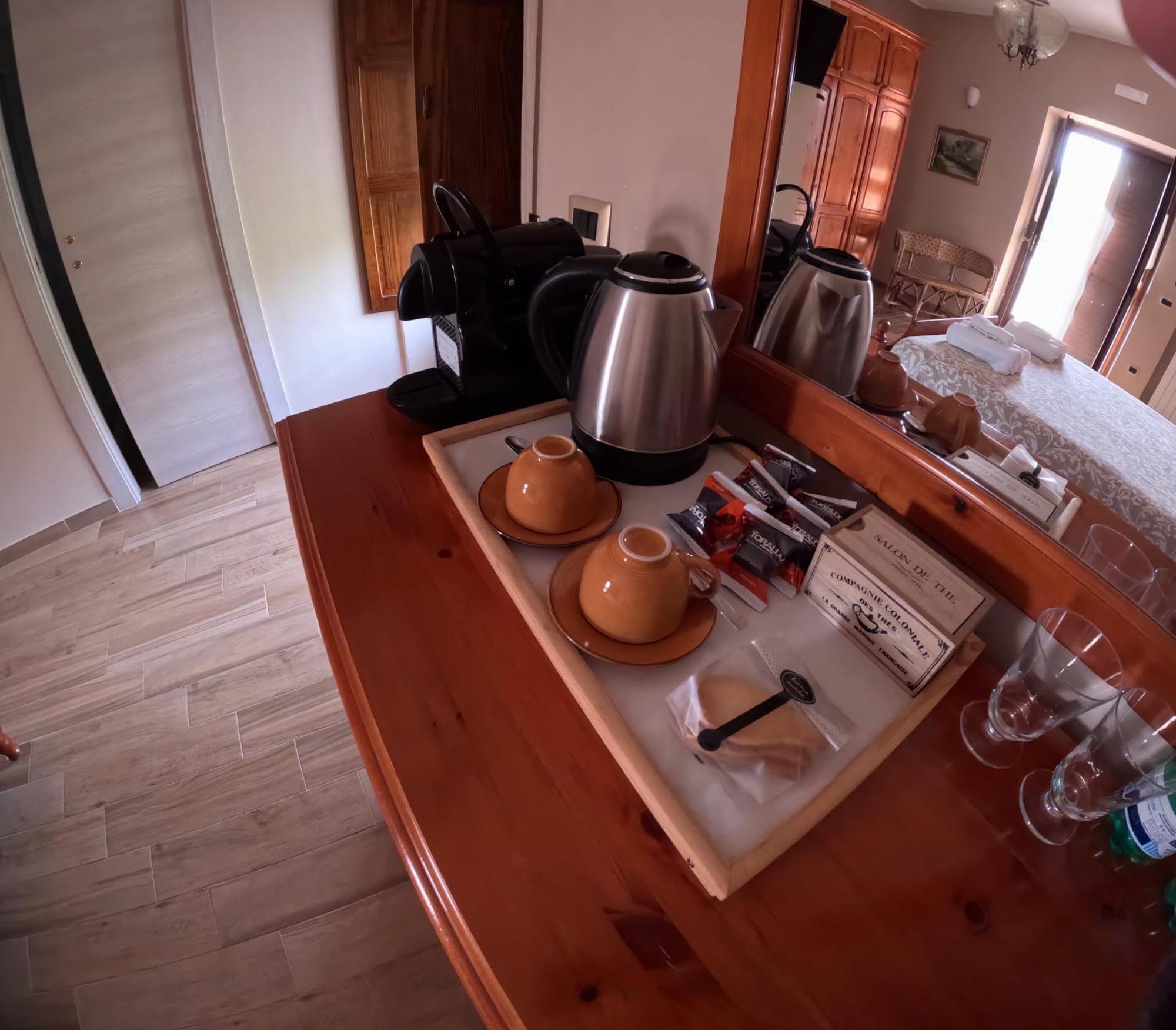 B&B A Casa Di Maybe Казерта Экстерьер фото