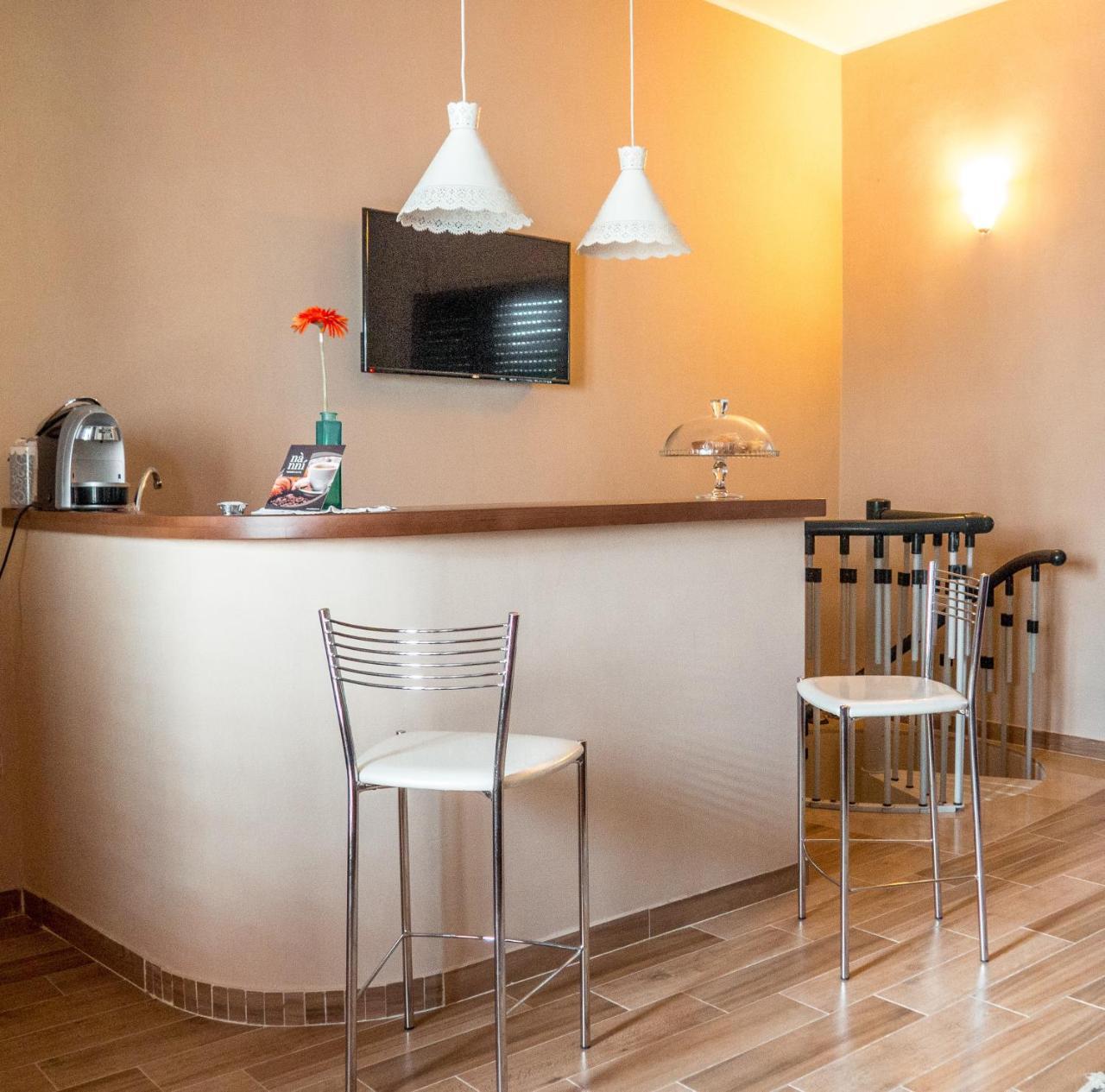 B&B A Casa Di Maybe Казерта Экстерьер фото